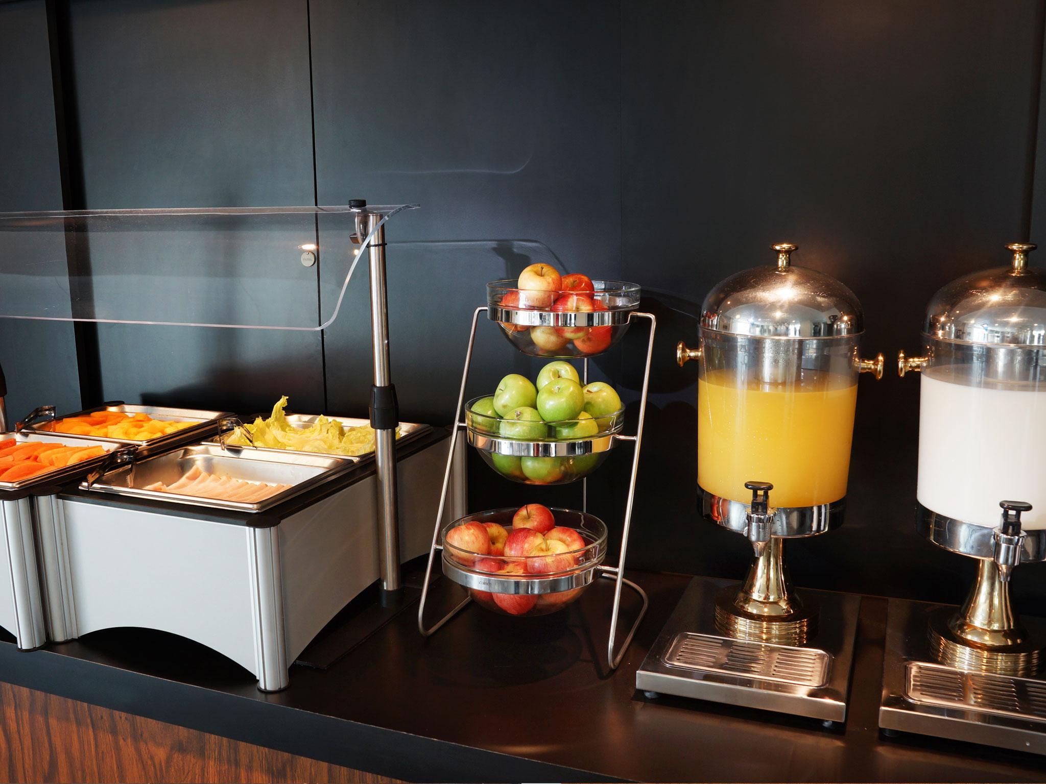 City Express Plus By Marriott Cali Colombia ภายนอก รูปภาพ