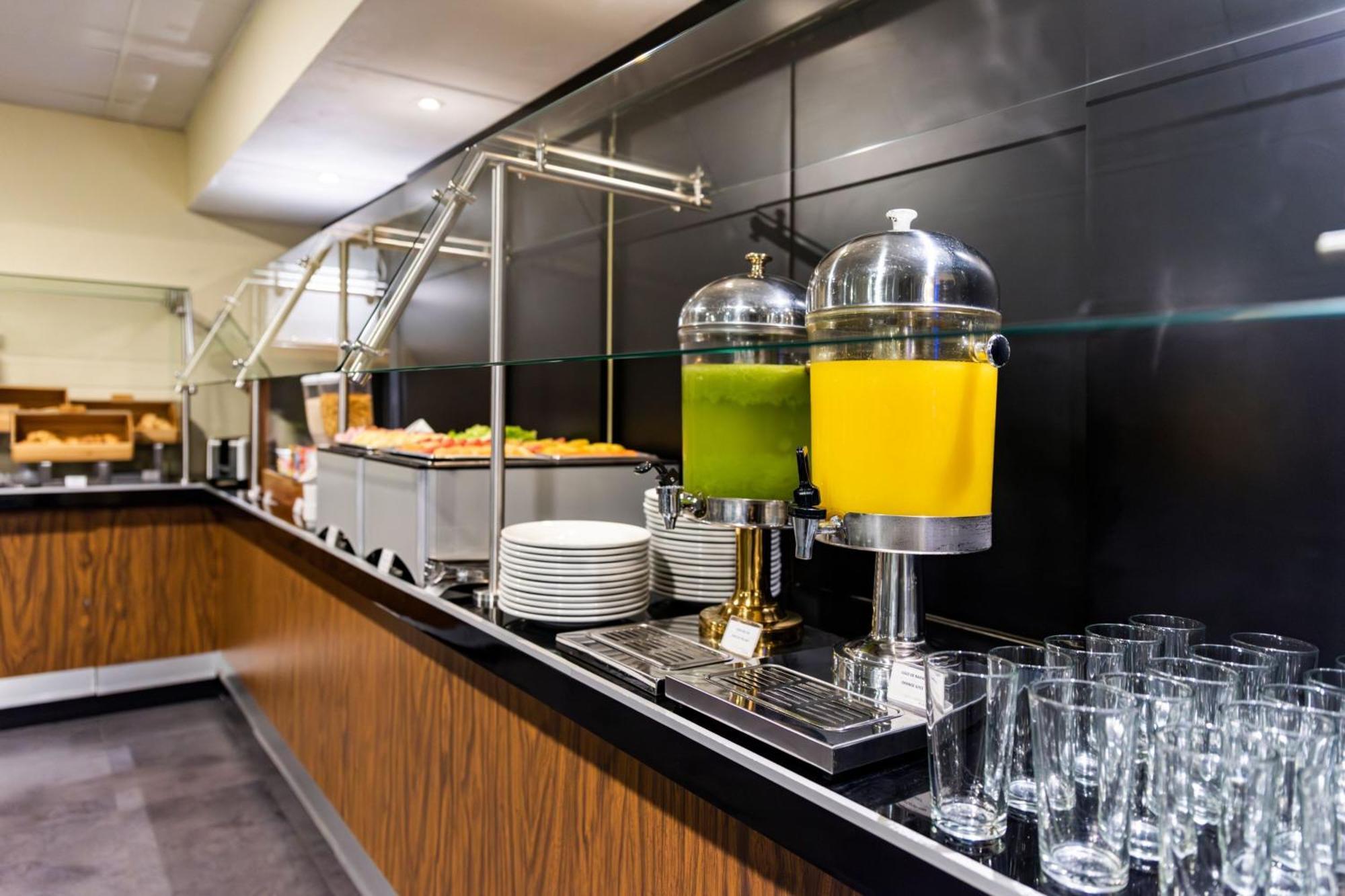 City Express Plus By Marriott Cali Colombia ภายนอก รูปภาพ