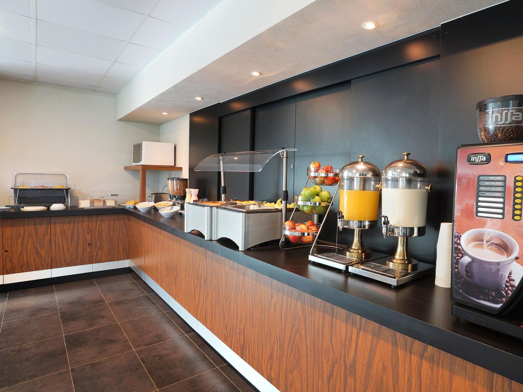 City Express Plus By Marriott Cali Colombia ภายนอก รูปภาพ